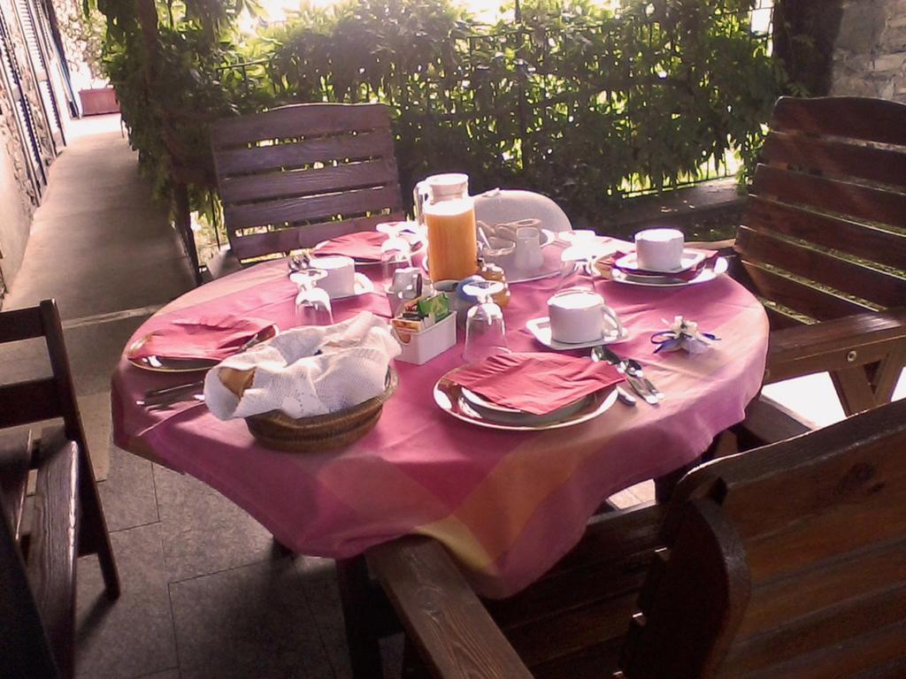 Il Glicine Bed and Breakfast Zimone Εξωτερικό φωτογραφία